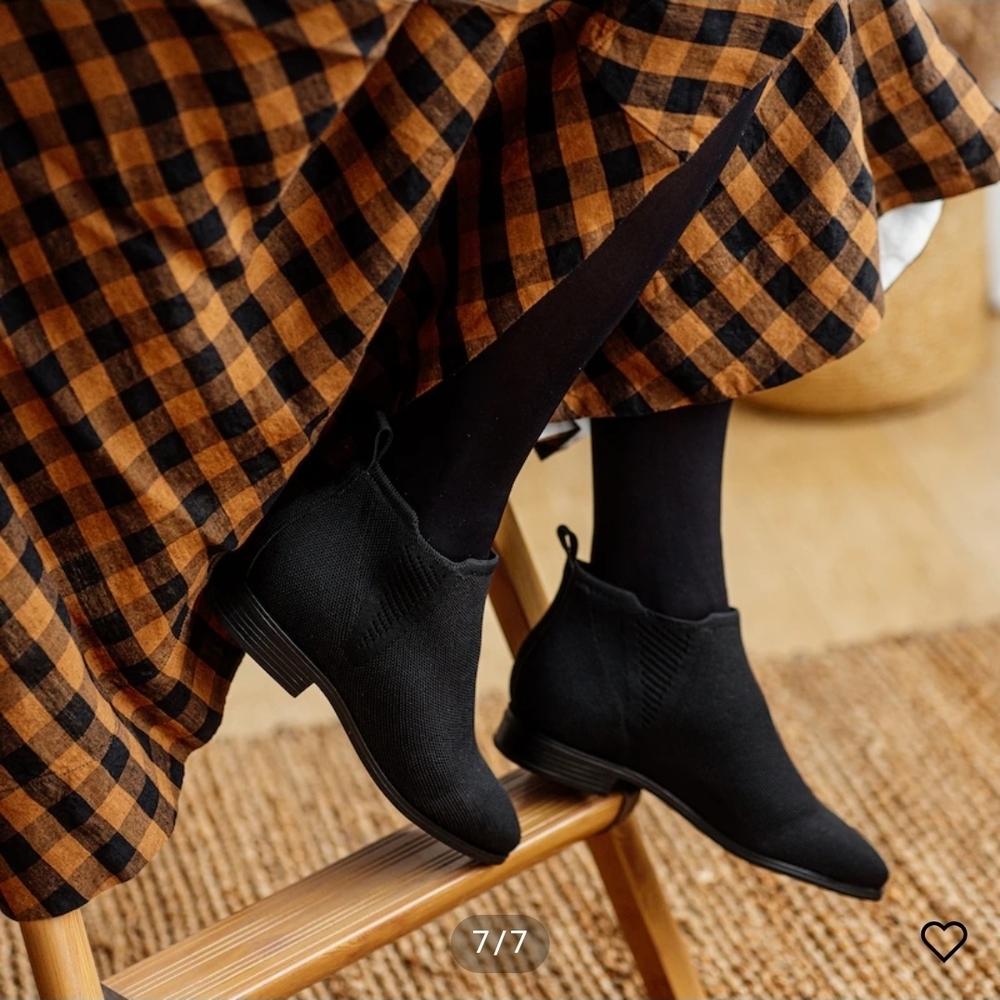 Chic Black Ankle Booties